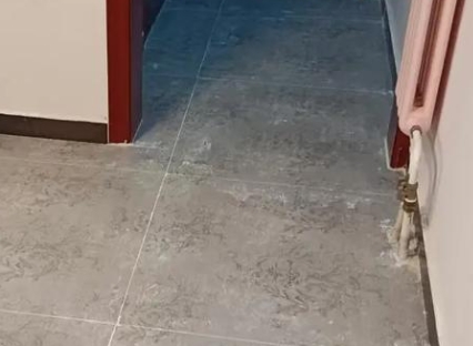 铁锋瓷砖空鼓维修公司分享下铁锋地砖空鼓了怎么办